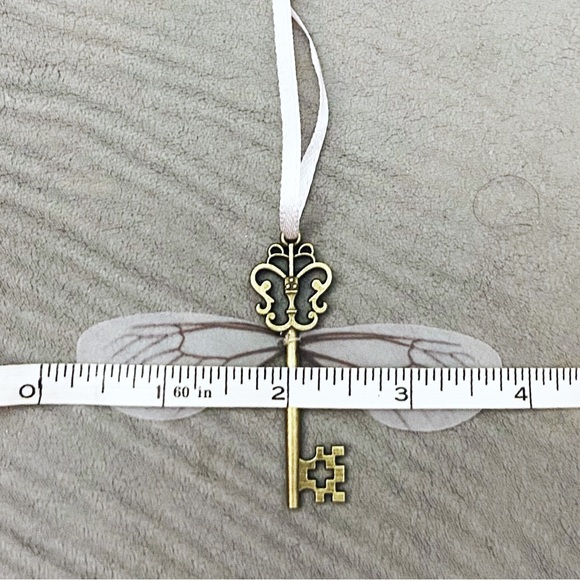 Tree Ornaments Christmas Holiday Harry Potter Flying Keys Wings Hogwarts - Picture 5 of 5